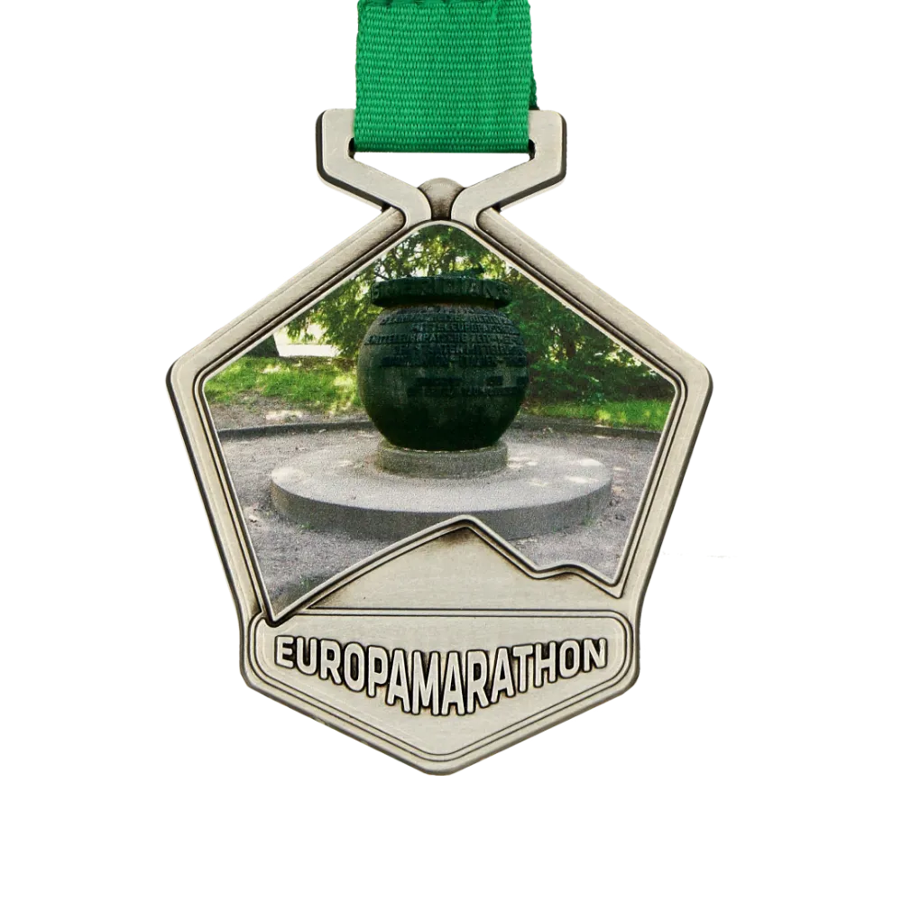 Silberne Medaille mit aufgedrucktem Foto